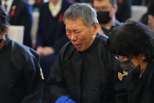 柯爸悼詞全文曝！柯文哲淚崩：父親撐不到我回去陪他是一生遺憾
