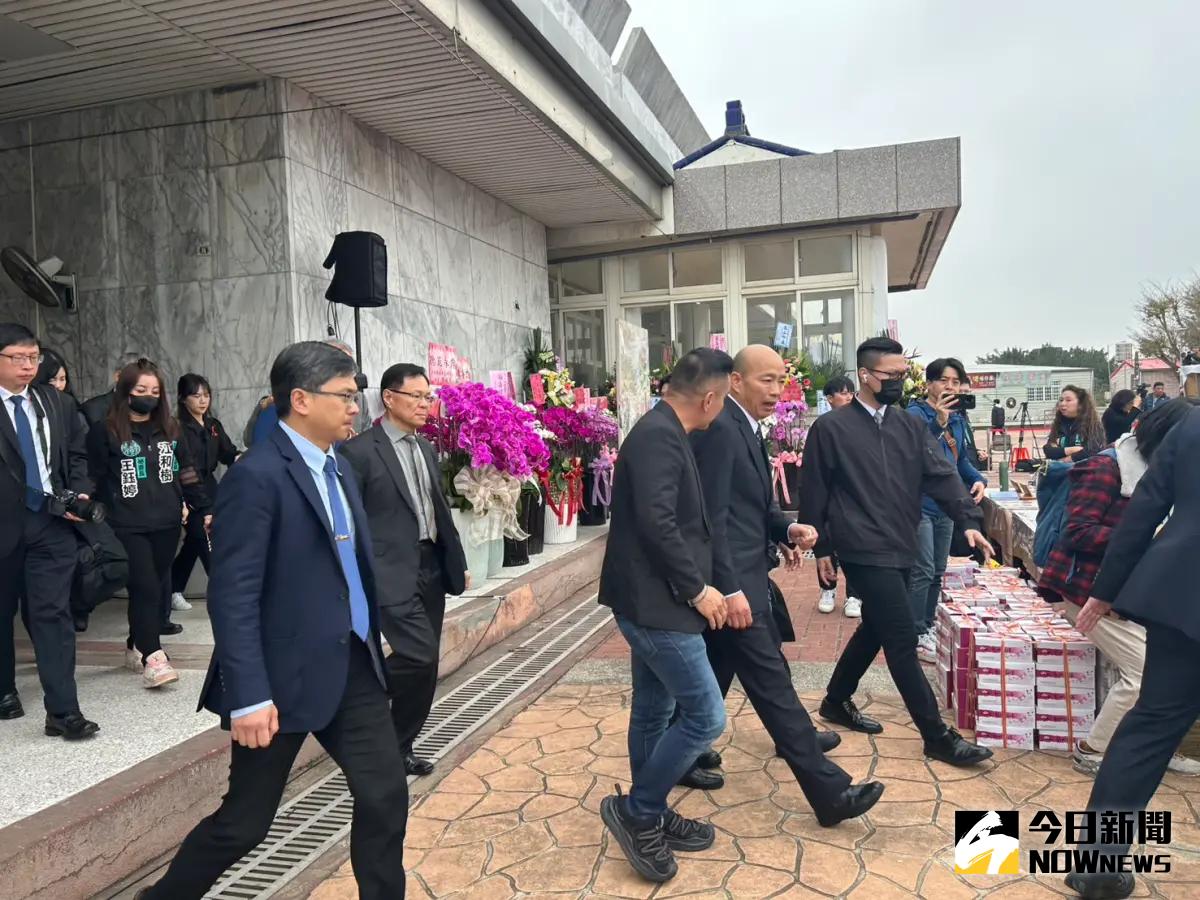 ▲韓國瑜全程參與告別式沒提早走（圖／記者林詠青攝，2025.03.10）