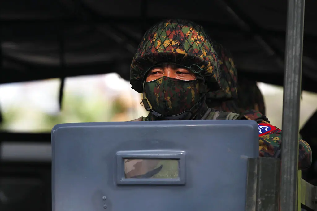 ▲緬甸果敢長期陷入動亂，2023年果敢民族民主同盟軍發「1027行動」，緬甸政府軍全面投降棄守。（圖／美聯社／達志影像）