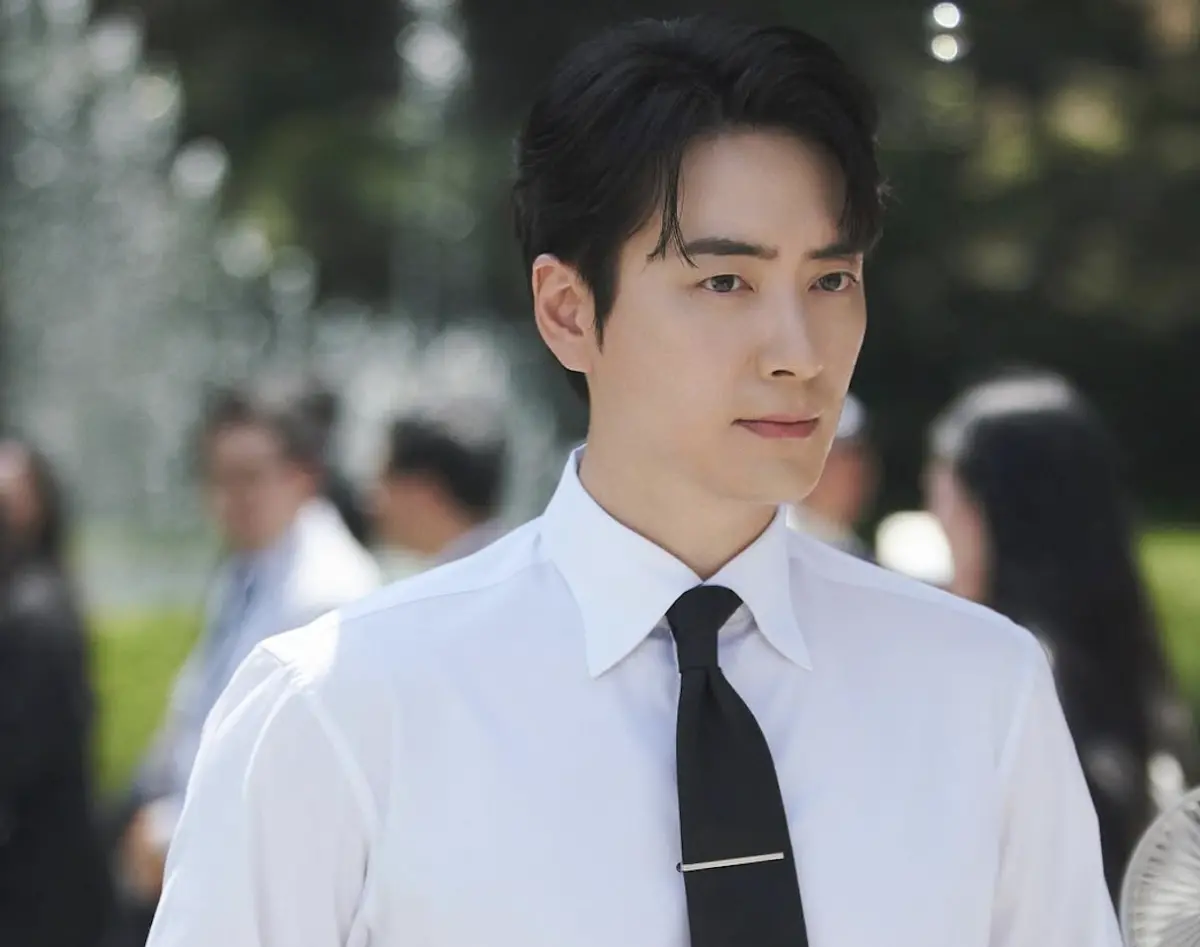 ▲韓劇男神李浚赫今天41歲生日！過去他曾親自繪圖為已故愛犬「爆米花」製作遊戲，還曾將片酬全數捐給消防員，慰勞他們的辛苦。（圖／翻攝自李浚赫 IG）