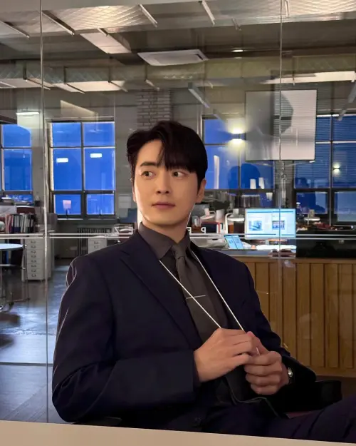 ▲李浚赫(圖/翻攝自李浚赫 IG) ▲李浚赫(圖/翻攝自李浚赫 IG)