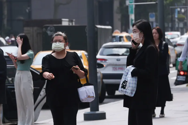 ▲近期流感疫情嚴峻，甚至有學校班級三分之二學生確診、民眾短時間二度染病的情況。（圖／NOWNEWS資料照）