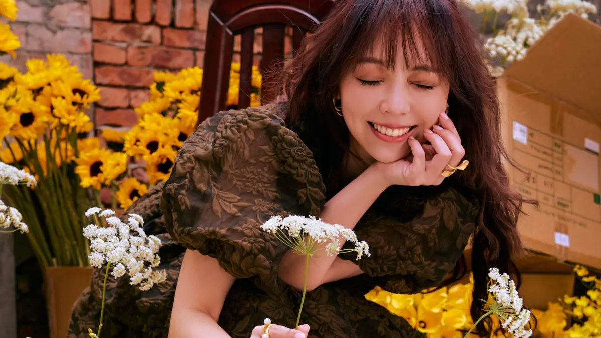 ▲脫口秀演員龍龍（如圖）過去曾捲入「龍K事件」，和老K、雞排妹多次隔空交火，消失在螢光幕前3年，終於強勢回歸，她透露自己曾想把存款花光就離開。（圖／囍雀娛樂提供）