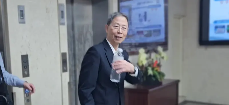 ▲沈慶京唯一留任的律師徐履冰,砲轟檢方放消息4個月,為何不能讓他講40分鐘。(圖/記者劉松霖攝)