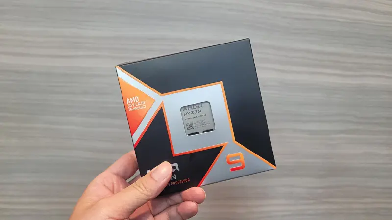 ▲AMD 在 CES 2025 上公布的 Ryzen 9 9950X3D 處理器，將在明（12）日晚間正式開賣。（圖／欣亞數位提供）