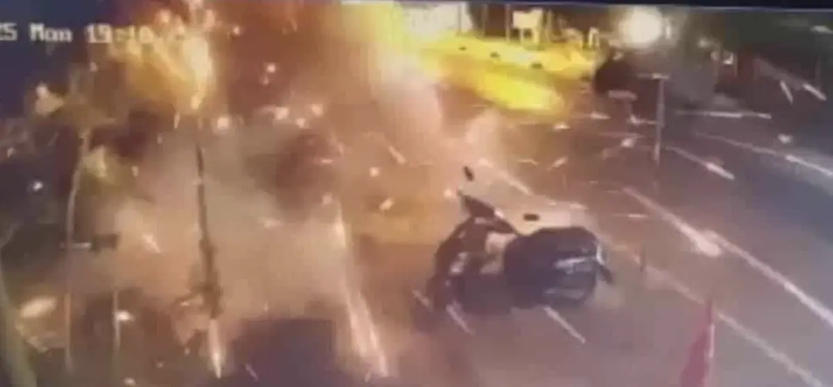 ▲泰國南部又出現爆炸案，有不明人士投擲管狀炸藥。（圖／翻攝自Thaiger）