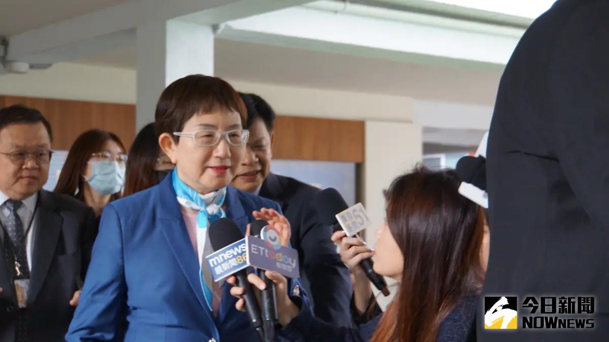 ▲財政部長莊翠雲近日指出，考量外界憂心來自中國的小額包裹恐在台灣洗產地，財政部正在分析思考調整「2000元包裹免稅優惠」。（圖／資料照片）