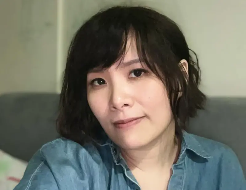 ▲蘇打綠馨儀（如圖）近日斷了和單為明的7年婚姻，但被爆料在離婚前，她曾要求5千萬贍養費，且男方10年內不得再婚。（圖／馨儀IG）