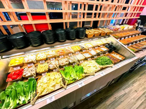 台灣自助吧火鍋店一直開！客人狂拿不怕賠錢？行家揭密：根本雙贏
