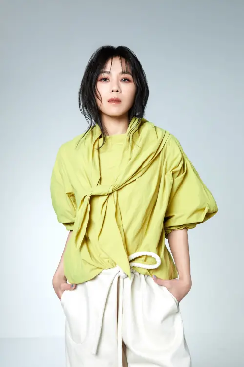 蔡健雅為KKBOX風雲榜獻出「第一次」大呼回春!加碼預告獻獨家表演橋段,出道 25 年裡外凍齡「逆生長」自曝「養生之道」。(圖/KKBOX提供) ▲蔡健雅為KKBOX風雲榜獻出「第一次」大呼回春!加碼預告獻獨家表演橋段,出道 25 年裡外凍齡「逆生長」自曝「養生之道」。(圖/KKBOX提供)