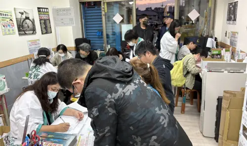 ▲藍委羅廷瑋的耍官威事件，為台中多處罷免行動加溫。（圖／罷團提供，2025.03.12）