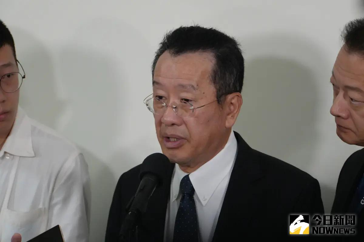 ▲勇鷹高教機2月15日失事，國防部長顧立雄曝已打撈到黑盒子。（圖／記者呂炯昌攝）