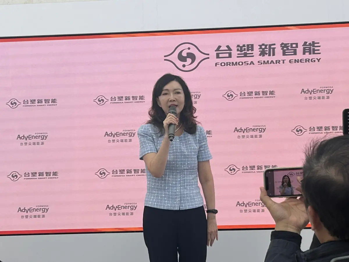 ▲台塑新智能董事長王瑞瑜表示，台灣9成以上電芯靠進口，籲政府多關愛新能源產業。（圖／記者鄭妤安攝）