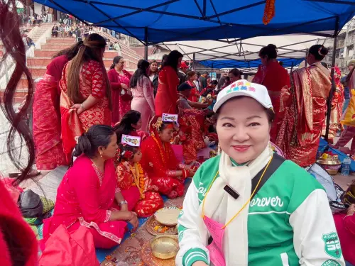 ▲白冰冰(如圖)首度掌鏡記錄尼泊爾朝聖之旅,用鏡頭捕捉最真實旅程,展現當地獨特風貌。(圖/長興影視提供) ▲白冰冰(如圖)首度掌鏡記錄尼泊爾朝聖之旅,用鏡頭捕捉最真實旅程,展現當地獨特風貌。(圖/長興影視提供)