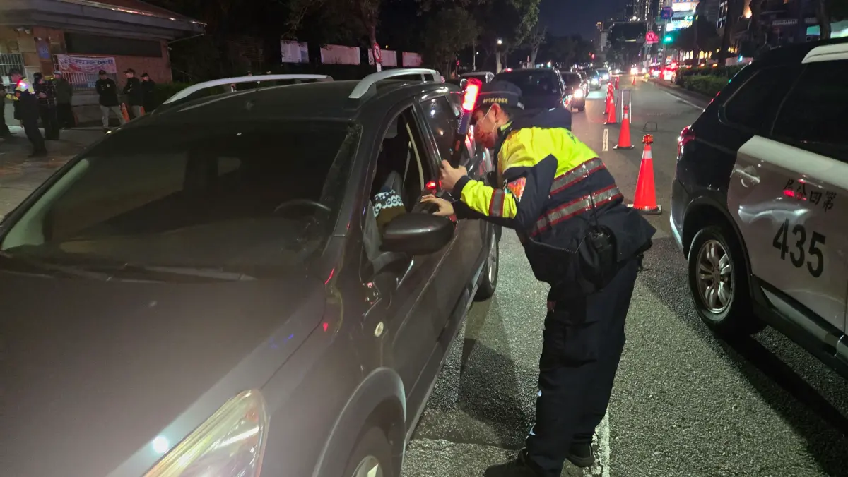 ▲台中市警察局啟動三天酒駕臨檢，3天共計取締酒駕68件，移送法辦32人，累犯16人。（圖／警方提供）