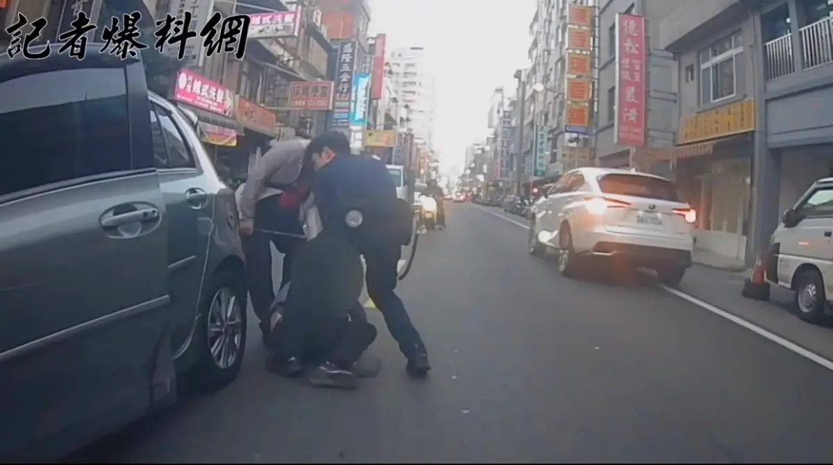 ▲黃姓駕駛中午喝完酒喝，還在車上吸食喪屍菸彈，先是失控撞貨車肇逃，又躲避警方攔查。（圖／記者爆料網）