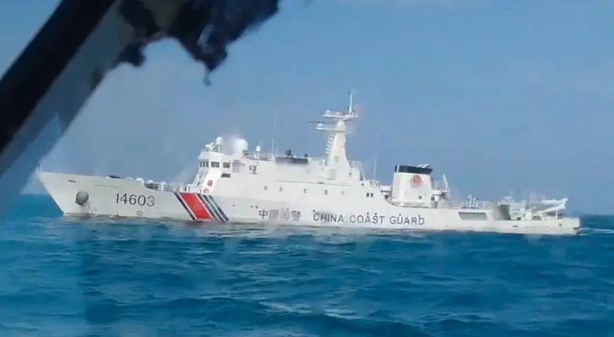 ▲中國海警船連兩天侵擾金門禁限制水域，遭我國海巡強制驅離。（圖／海巡署提供）