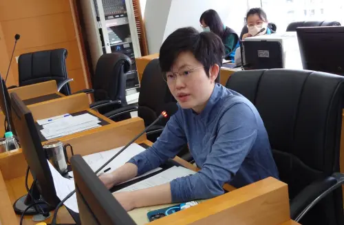 時代的眼淚!昔「小香港」老市場走入歷史 攤商憂重建仍回不去 ▲台中市議員陳俞融主張中央市場改建後,原有攤商應擁有優先承租權。(圖/陳俞融提供,2025.03.14)