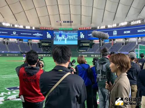 ▲大谷翔平開始熱身後，日媒透過激昂的語氣進行報導。（圖／記者陳柏翰攝）