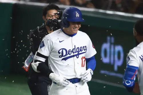 ▲大谷翔平對決國家隊隊友戶郷翔征，首打席大谷翔平選到保送，第二打席就敲出2分砲，道奇隊目前5：0領先。（圖／記者葉政勳攝 , 2025.3.14）