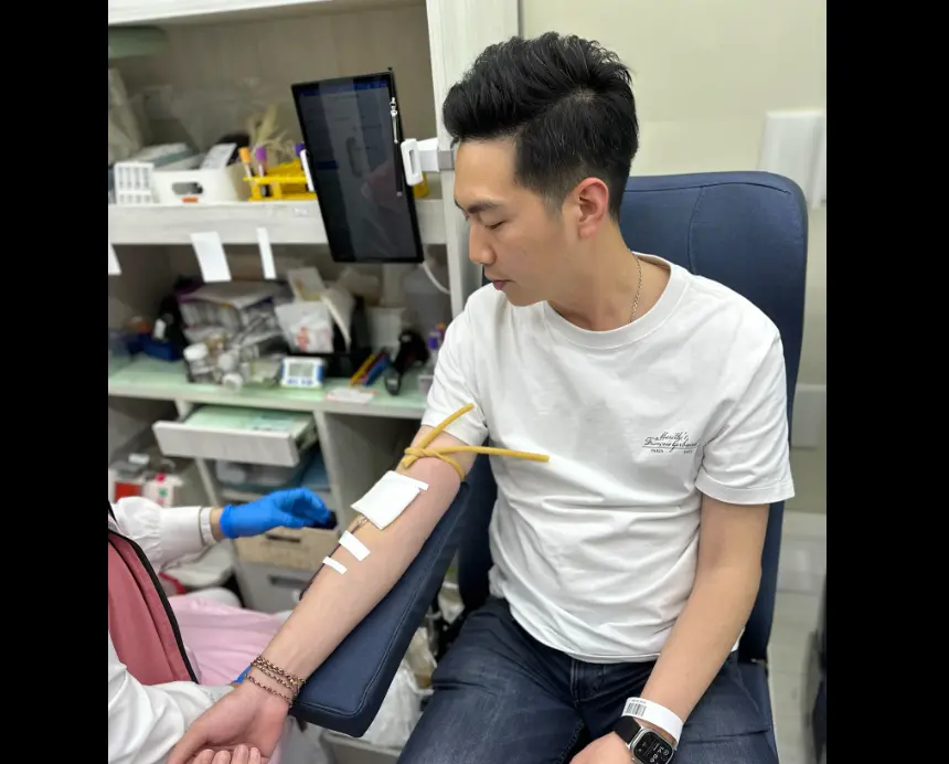 ▲國民黨立委廖偉翔今至台中捐血站捐血，身體力行抗國內血荒。（圖／翻攝廖偉翔臉書）