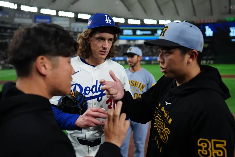MLB東京賽／Tyler Glasnow絕讚才木浩人！請教曲球握法　對話曝光