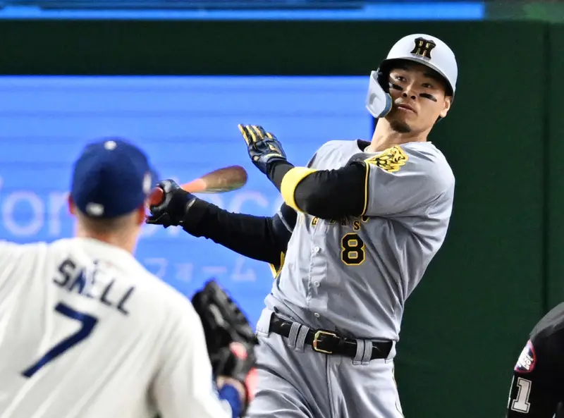 MLB東京賽／佐藤輝明為何能砲轟Snell？能見篤史曝：他沒全力揮棒