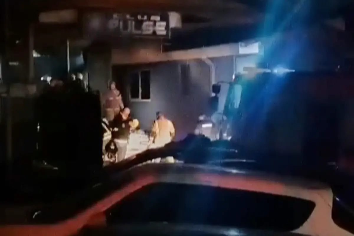 ▲北馬其頓夜店發生大火，造成至少51人喪生，逾100人受傷。（圖／美聯社／達志影像）