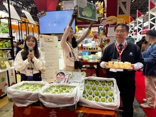 ▲黃偉哲表示,這次參展創下歷年來最好的成績,市府團隊將持續推動行銷,讓台南農產在全球市場大放異彩。(圖/南市府提供) ▲黃偉哲表示,這次參展創下歷年來最好的成績,市府團隊將持續推動行銷,讓台南農產在全球市場大放異彩。(圖/南市府提供)