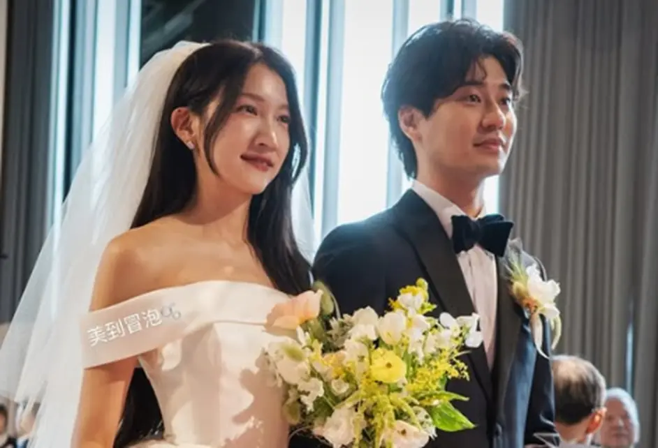 ▲YTR「壹加壹」的ILLY（一粒）與LEAN（令）在今日正式舉辦婚禮，許多網紅到場獻上祝福。（圖／@goldfishbrain17）