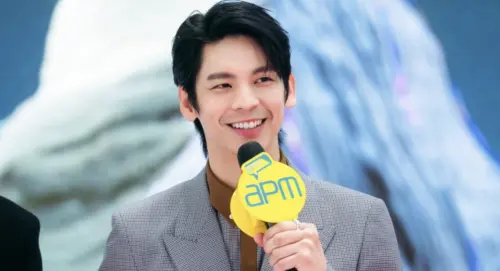 ▲林柏宏出席亞洲電影大獎,被問到是否有關心曾合作過的藝人王大陸,他話還沒說就被工作人員拉走。(圖/亞洲電影大獎 臉書) ▲林柏宏出席亞洲電影大獎,被問到是否有關心曾合作過的藝人王大陸,他話還沒說就被工作人員拉走。(圖/亞洲電影大獎 臉書)