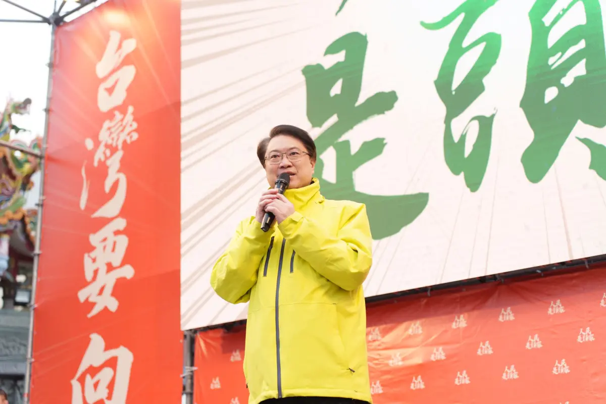 ▲民進黨移師桃園宣講，林右昌喊話民眾要向市長張善政與6立委說「藍白刪錯了」。（圖／民進黨提供）