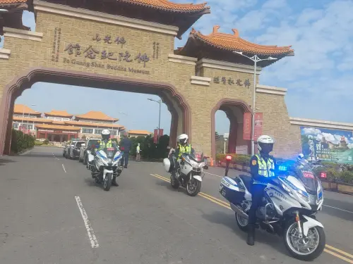 ▲2025 國際自由車環台公路大賽19日巡迴至第四站高雄市站，自佛光山佛陀紀念館（起點）出發，高市警局將於沿線動員各分局超過900名警力及超過300名義交執勤（圖／高市警局交通大隊提供）