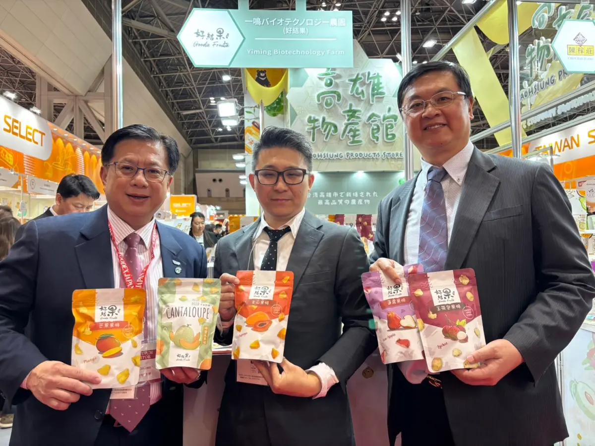 ▲高雄市政府羅達生副市長率領9家農民團體及農企業參展，展現高雄獨特的農產品與農產加工品。（圖／高市府農業局提供）