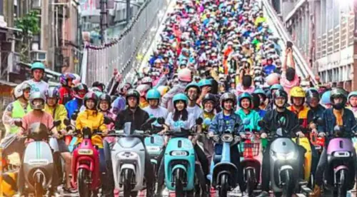 ▲Gogoro目標在 2026 年達成能源事業損益兩平、2027 能源事業產生自由現金流以及2028 年達到車輛事業損益兩平。（圖／Gogoro提供）