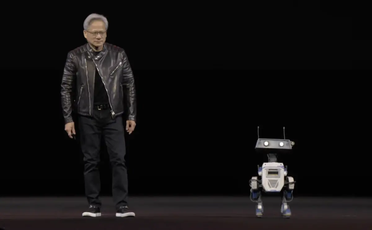 ▲輝達「GTC 2025」大會於今（19）日登場，執行長黃仁勳於台灣時間凌晨1時舉行主題演講，超萌人形機器人「Blue」化身最可愛的站台嘉賓，壓軸登場。（圖／擷取自輝達YT）