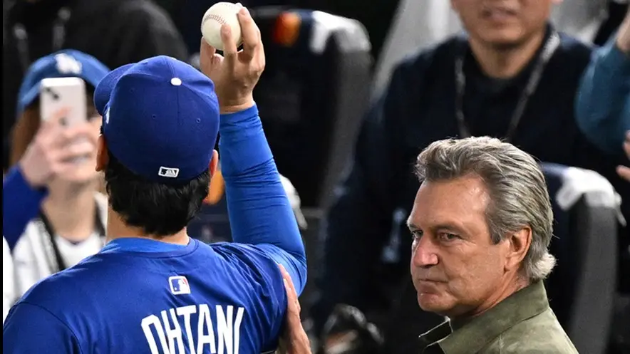 ▲大谷翔平主治醫師Neal ElAttrache，本次隨洛杉磯道奇前往東京並密切觀察大谷翔平狀態，但他坦言大谷翔平狀態與其他投手不同，要趕在5月回歸投手丘有一定難度。（圖／美聯社／達志影像）