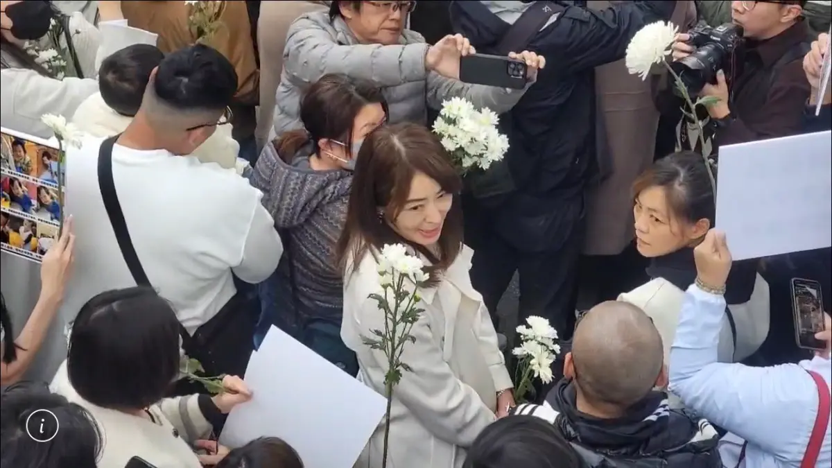 ▲萬人集結立院聲援剴剴案，101董事長賈永婕也到場。（圖／NOWnews攝影中心）