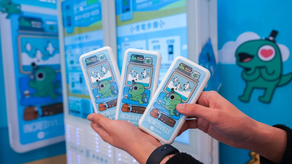 ▲ChargeSPOT聯名「怪奇事物所」，推出限量聯名行動電源。（圖／業者提供）