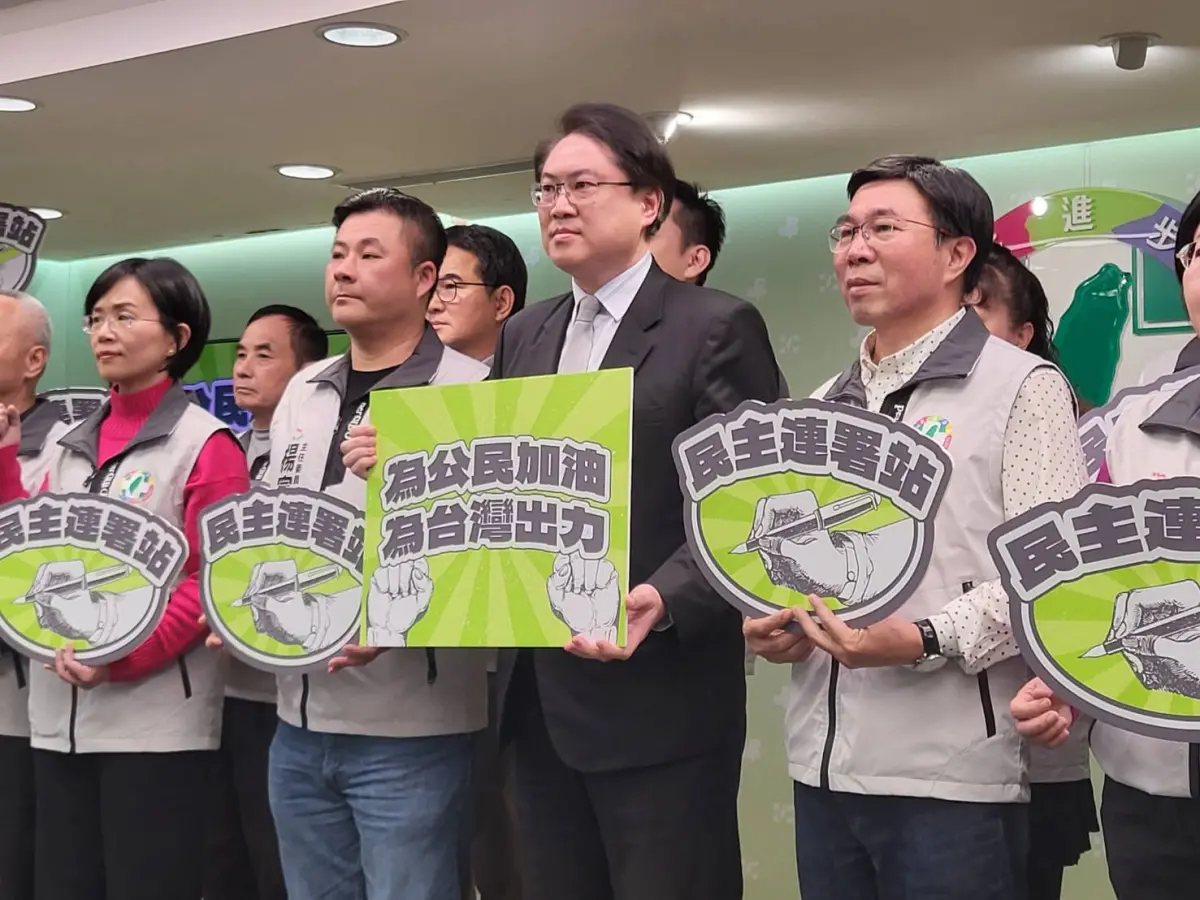 ▲林右昌召開全國各縣市主委會議會後記者會，宣布黨部將代收連署書。（圖／記者陳佩君攝，2025.03.19）