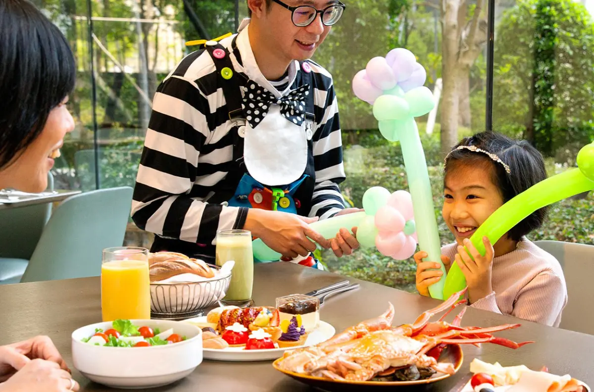 ▲全台多家飯店的吃到飽餐廳推出兒童節優惠，12歲以下或是身高150公分以下的兒童，可以免費享用吃到飽餐廳。（示意圖／台北萬豪提供）