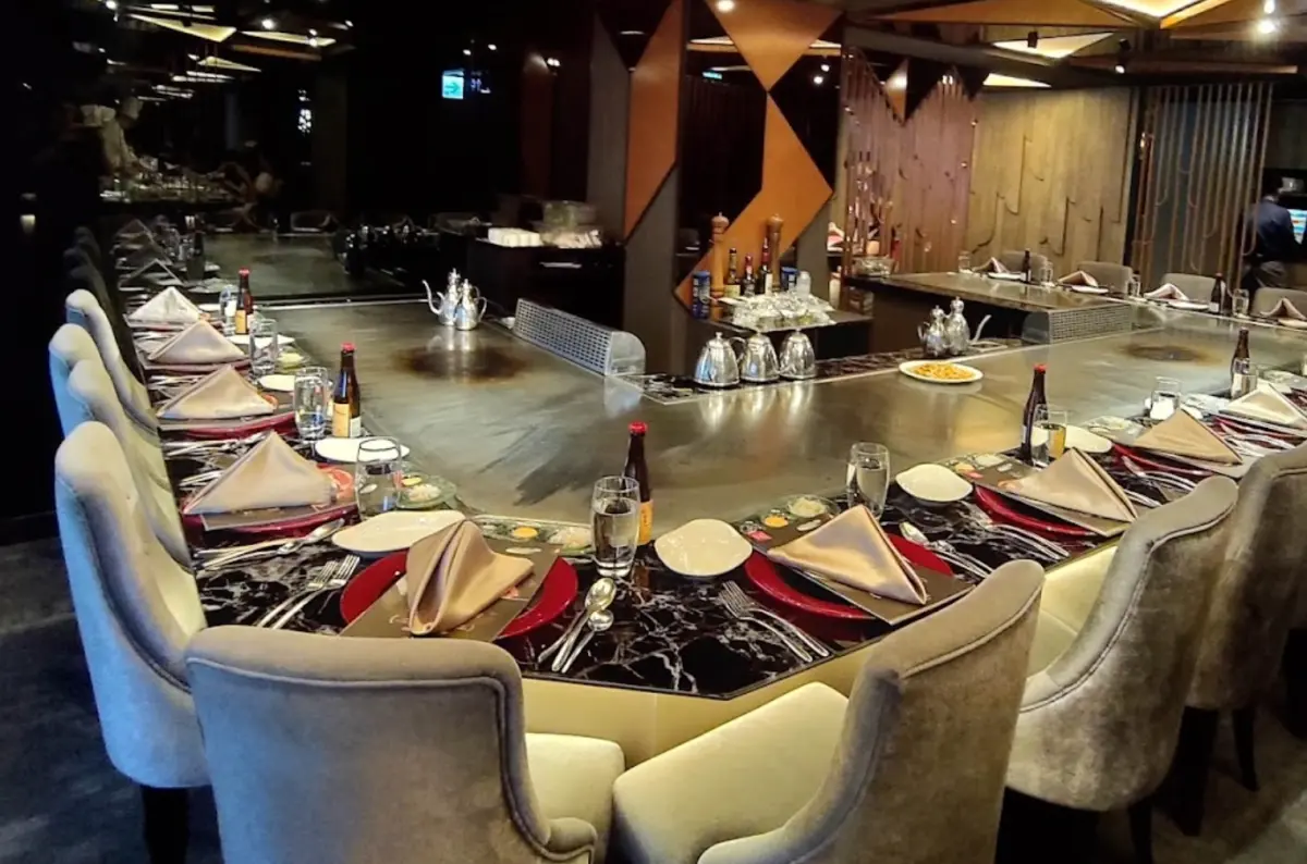 ▲台灣人非常喜愛吃鐵板燒，因為好幾道料理現炒又能看師傅精湛的廚藝，深受老饕喜愛，那麼說到台灣鐵板燒，你心中口袋名單的店家又是哪些呢？（圖/Googlr評價）