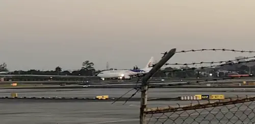 影/菲律賓飛大馬航班遇鳥擊!波音737緊急迫降 引擎故障起火