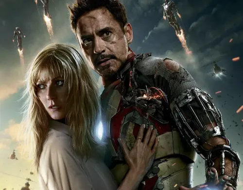 ▲葛妮絲派特洛（左）與小勞勃道尼在漫威英雄片中的配對，頗受觀眾歡迎，《鋼鐵人3》的海報特別主打他們這個組合。（圖／摘自IMDb）