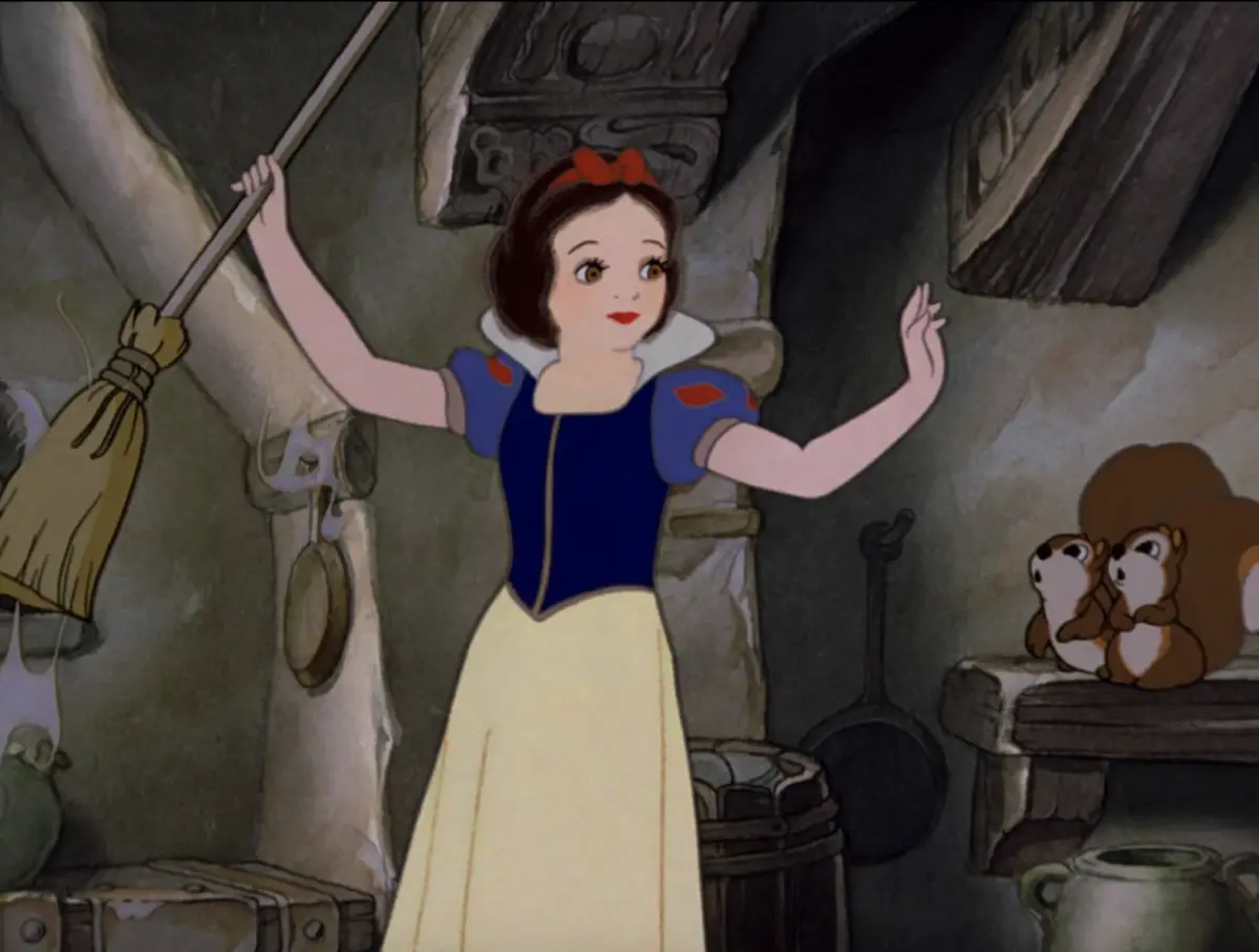 ▲迪士尼卡通中的白雪公主，是所有「迪士尼公主」年紀最小的一位，只有14歲。雖然《冰雪奇緣》非常紅，但片中的安娜與艾莎都沒有被列入公主行列。（圖／摘自IMDb）