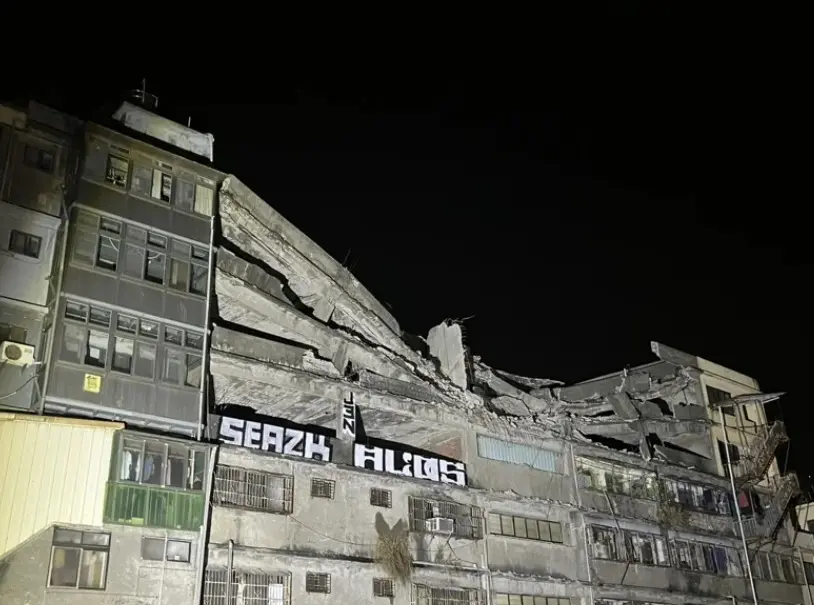 ▲台中市清水區一處大樓發生塌陷意外，所幸無人傷亡。（台中市消防局提供）