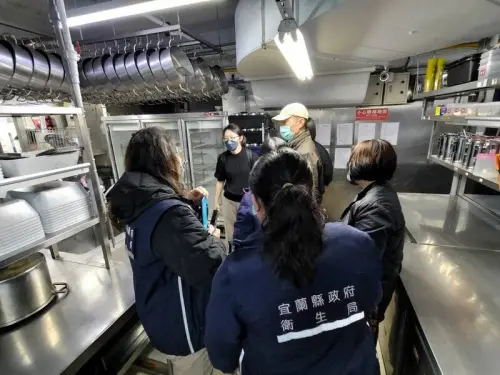 宜蘭首起大型食物中毒案 累計63人發病、33人就醫 遭疾管署調查