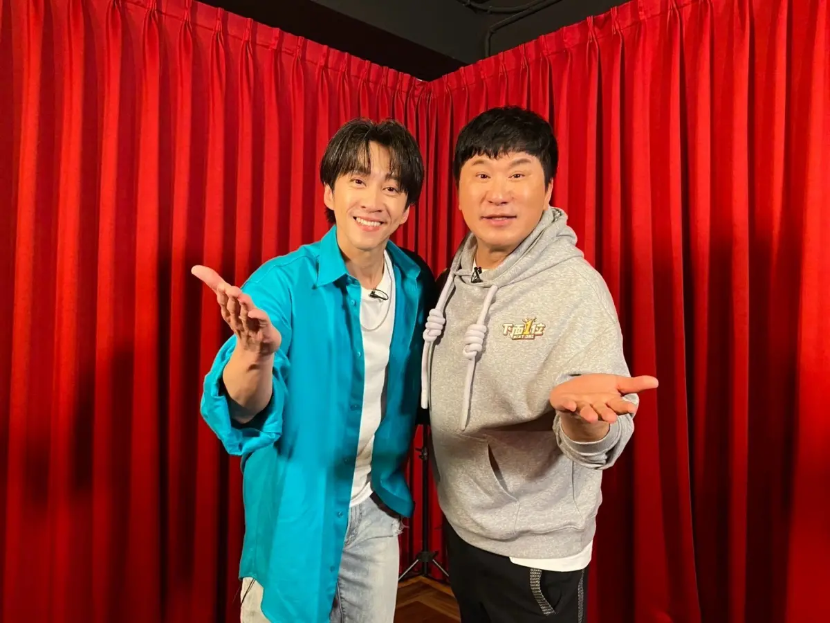 ▲陳漢典（左）上胡瓜的YT頻道節目，透露自己是喜歡看電視、愛模仿才誤打誤撞進入演藝圈，一度在《康熙來了》被當空氣，灰心到差點退出，胡瓜則讚他的模仿功力了得。（圖／下面一位提供）