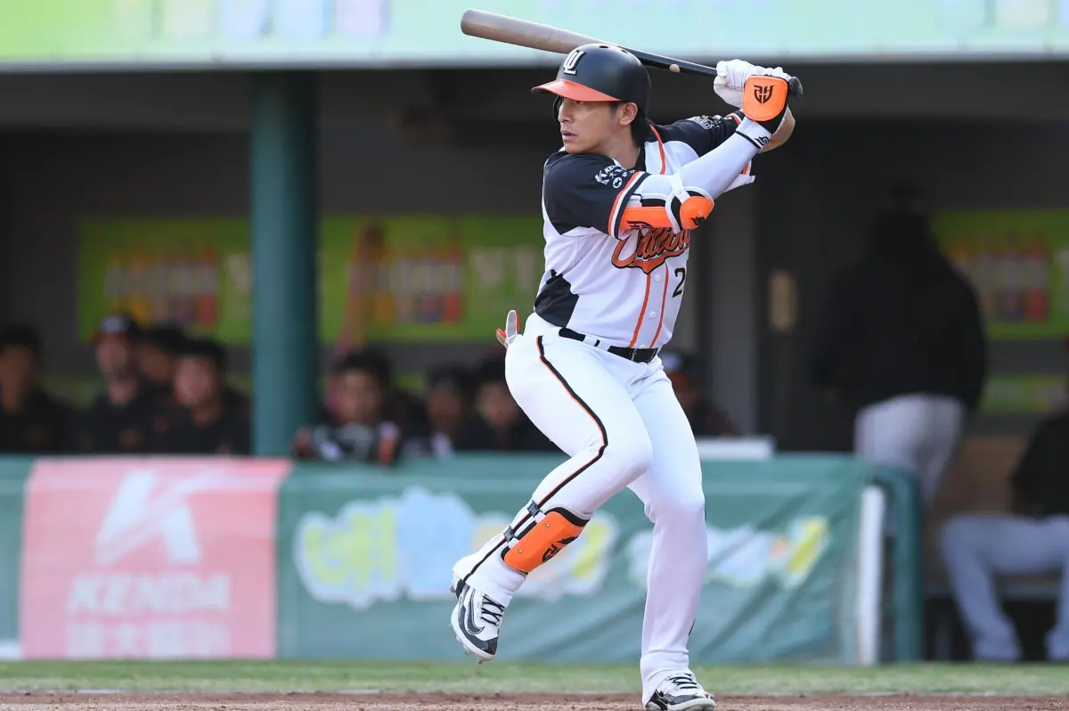 ▲統一獅陳傑憲對富邦悍將熱身賽3打數敲出1支安打。（圖／統一獅提供）