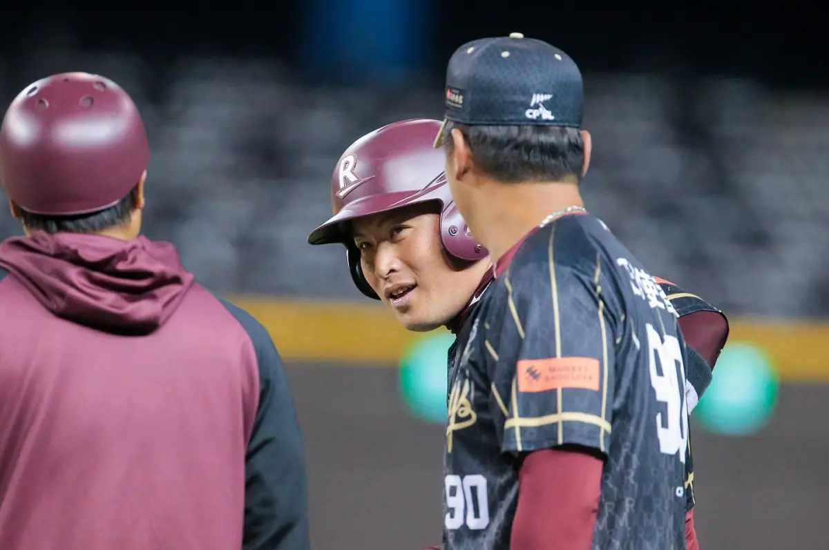 ▲樂天桃猿林泓育熱身賽初登場，2打數敲出2安打。（圖／樂天桃猿提供）